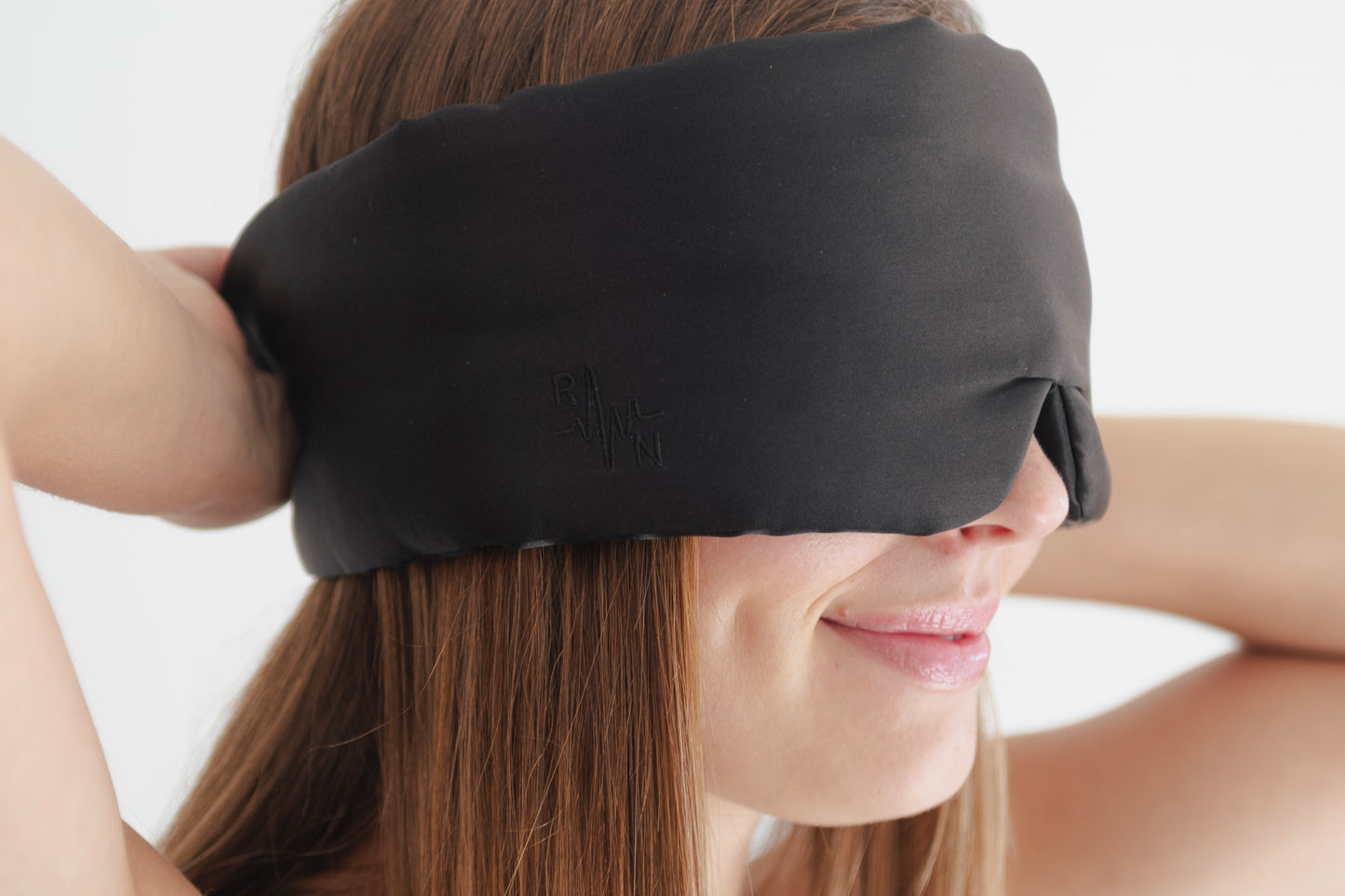 The Silk Sleep Mask - Midnight Black